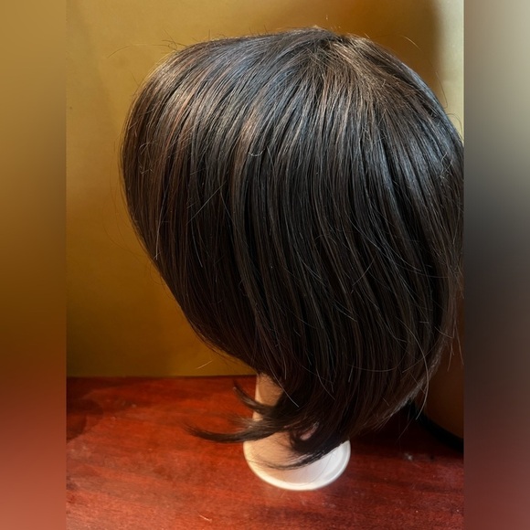 Anne Emma Woman straight brown wig Synthetic Full Cap Wig - Picture 6 of 9